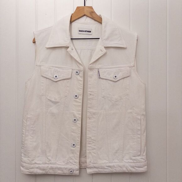 Each x Other White Denim Fringe Vest Size Medium - Picture 2 of 9